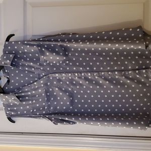 Express Sleeveless Button-Down Blouse